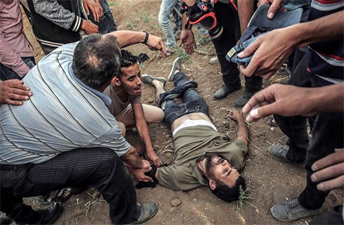 Las protestas continúan en la frontera de Gaza Las protestas continúan en la frontera de Gaza
